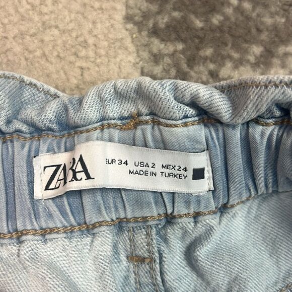 Zara Size 2 Jean - Light Jean Cropped at Ankle - Jean Belt, Stretch Top - Picture 3 of 4